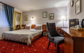 Mayak Hotel, Moscow